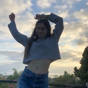 DKNY cropped grey logo sweater vintage